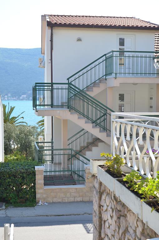 Apartments Mako Herceg Novi Pokoj fotografie